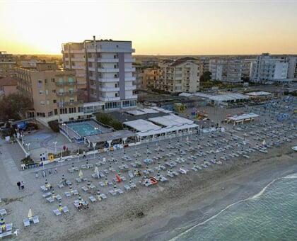 Hotel Bikini Tropicana (7)