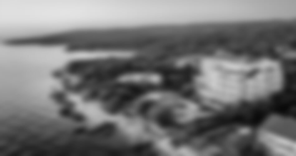 Jakišnica - La Luna Island hotel ***