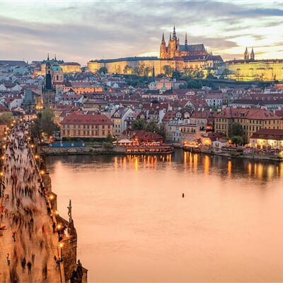 william zhang 6En4WYsNYXM unsplash (1) prague
