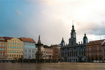 max bohme ceske budejovice eHUwTJaalPc unsplash