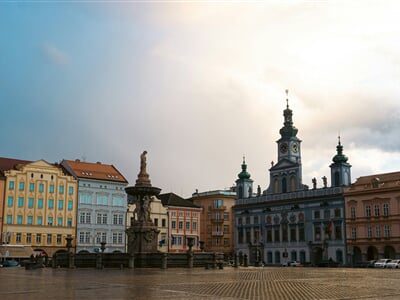 max bohme ceske budejovice eHUwTJaalPc unsplash