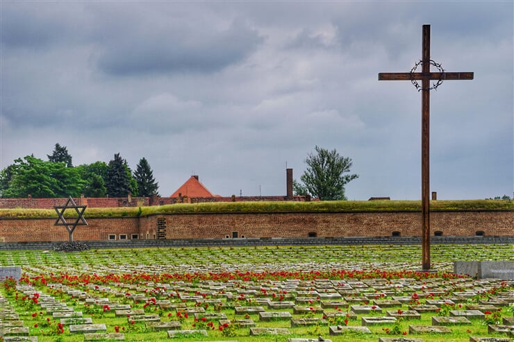 robert eklund p3A5fu6Bp k unsplash terezin