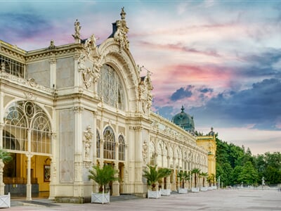 COLONNADE Main Spa Colonnade 16A6314