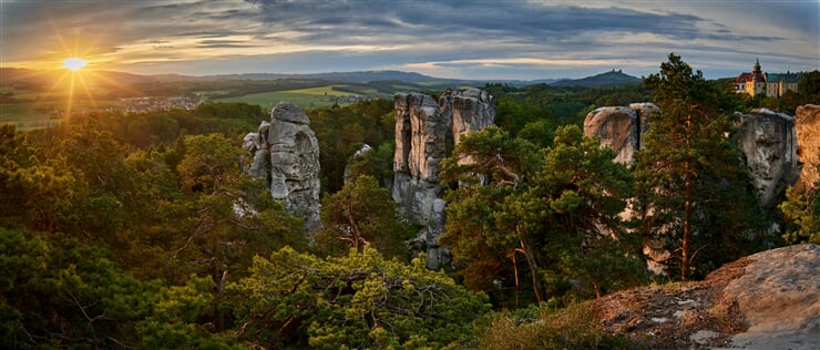 zdenek machacek yxyLbT47fcw unsplash hruba skala