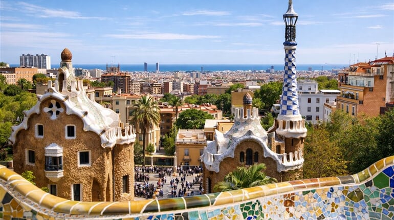 Španělsko - park Güell a výhled na Barcelonu