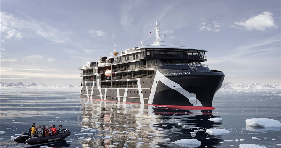 Magellan Discoverer Exterior 03