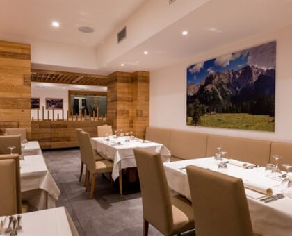 albergodimaro homerestaurant 25 600x350