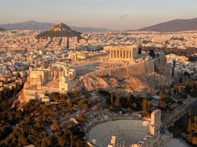 jim niakaris L1 JWFc s3M unsplash