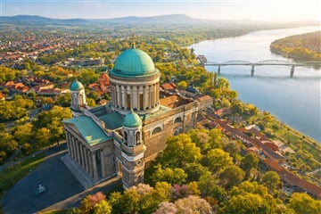 Velký Meder – Oblíbené Termály A Podunají