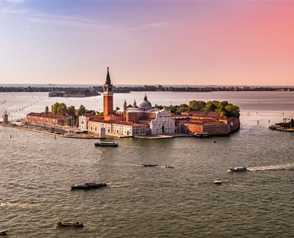 andreas m oEH7uWdab5w unsplash City of Venice