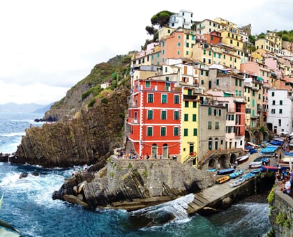 alessio maffeis Zj zEPb8QJo unsplash Riomaggiore, Cinque Terre