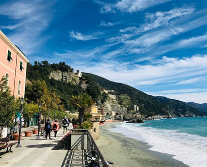 ruben sukatendel ChDaHCJUA8U unsplash monterosso al mare