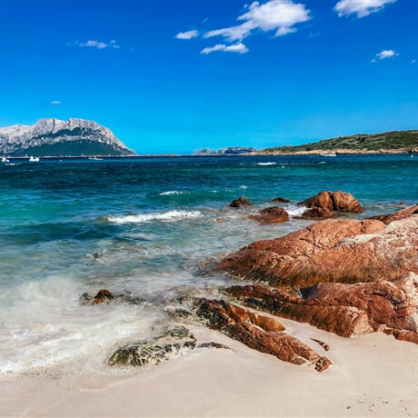 Divoká Sardinie: Od Alghera po Smaragdové pobřeží