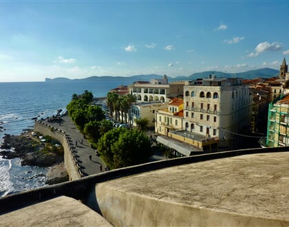 jurgen scheeff GnDYLk5nDr8 unsplash Sardinien, Alghero