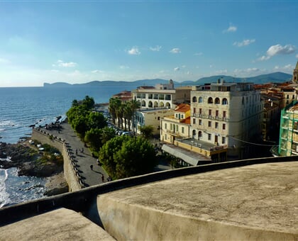 jurgen scheeff GnDYLk5nDr8 unsplash Sardinien, Alghero