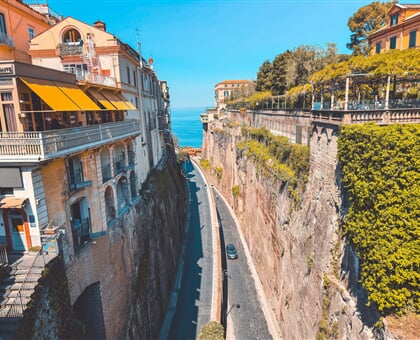 christopher pap de pesteny uPXe9sWt7bg unsplash Sorrento