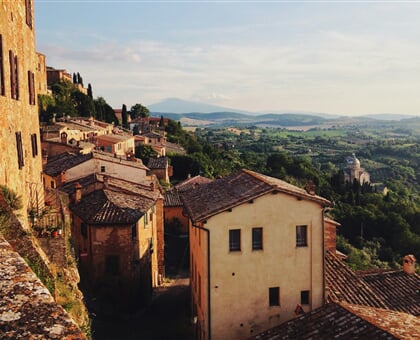 rowan heuvel gExKTQFX2aA unsplash MONTEPULCIANO