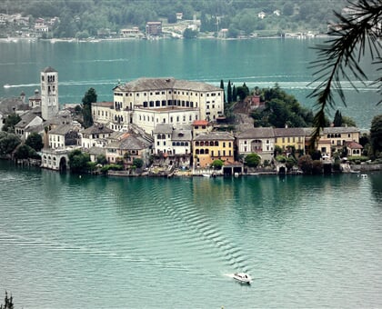 jean vivin Hi8eUa2bDGw unsplash lake orta