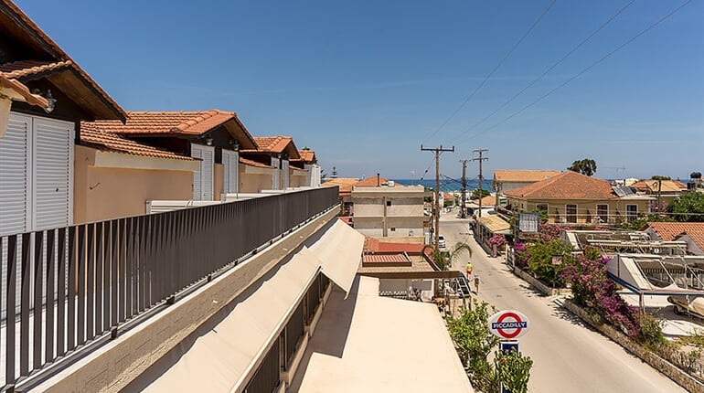 Aparthotel Piccadilly: fotografie vybavení exteriérů a interiérů ubytování.