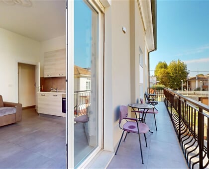 7A Viale Arturo Ferrarin 10012025 085059