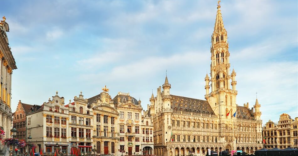 Foto - Belgická města + BRUSELSKÉ KOMIKSY + SPECIALITY VLÁMSKÉ KUCHYNĚ