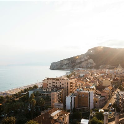 yevhenii dubrovskyi OHXIIR F0g4 unsplash