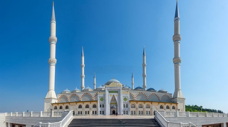 Foto - To nejlepší z Istanbulu + STAROBYLÁ ČTVRŤ BALAT + NEJVĚTŠÍ MEŠITA CAMLICA