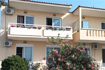 Skala Sotiros - Apartmánový dům Vila Theo