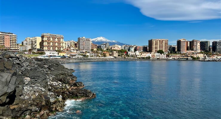 alexandr nadtoka f7RXuXVR2YQ unsplash