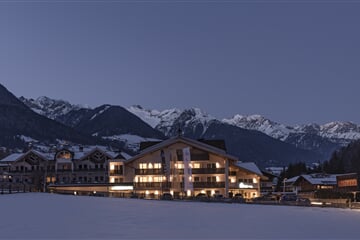 Hotel Fronza **** - Lutago/Luttach