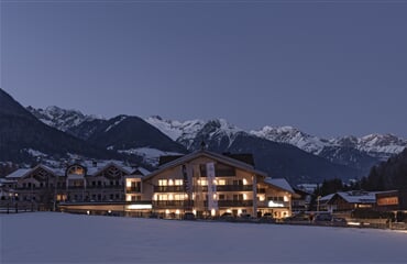 Hotel Fronza **** - Lutago/Luttach