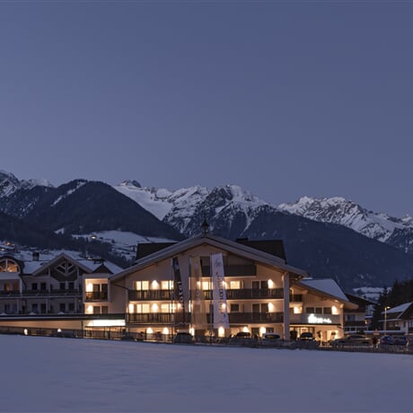 Hotel Fronza **** - Lutago/Luttach