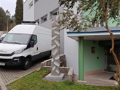 Žirafa   Petr Minář