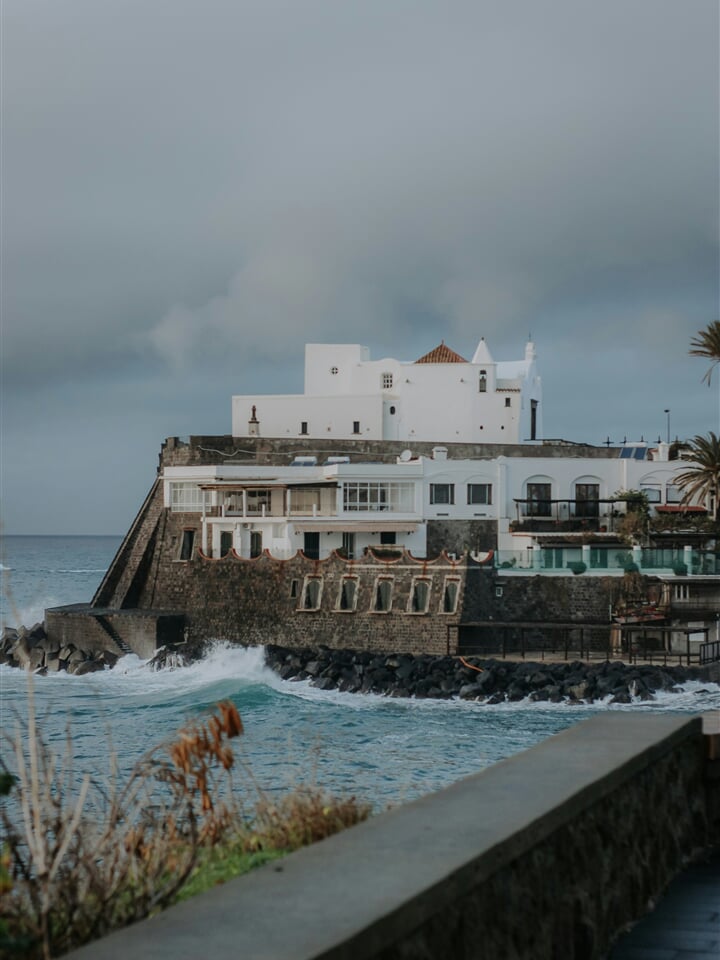 nataliya melnychuk sHMAXMcfrl0 unsplash