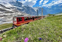Grindelwald - Na vrcholu Evropy: s Jungfrau Pass po švýcarských horách