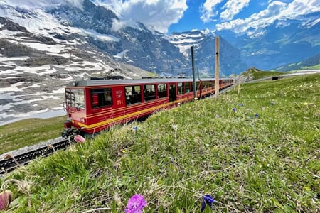 Grindelwald - Na vrcholu Evropy: s Jungfrau Pass po švýcarských horách