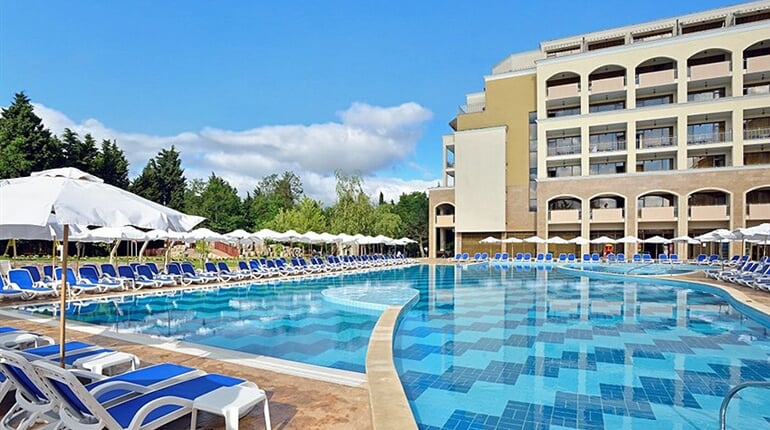 Sol-Nessebar-Bay-Hotel-1