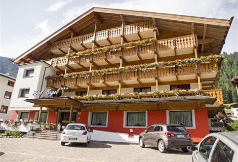 Hotel Engel *** - Canazei