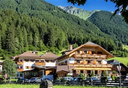 Santeshotel ****- Rasun-Anterselva