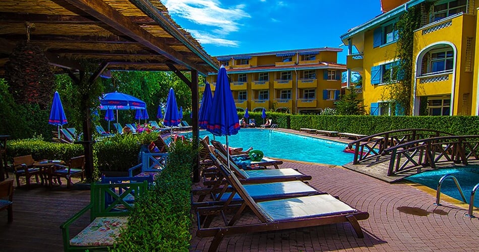 Hotel-Blue-Orange-110