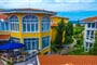 Hotel-Blue-Orange-210