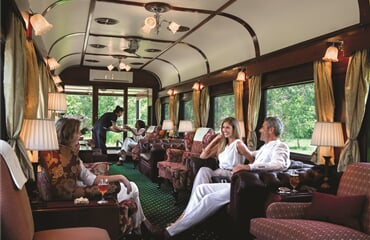 Rovos Rail: zlatá éra jižní Afriky luxusním vlakem od Viktoriiných vodopádů do Kapského Města