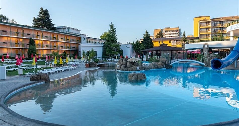 Hotel Trakia: fotografie vybavení exteriérů a interiérů ubytování.