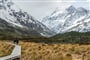 Novy Zeland_Mt-Cook_Hooker Valley_shutterstock_2561456085