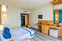 Hotel Mirage: fotografie vybavení exteriérů a interiérů ubytování.