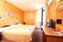 Hotel Smolyan: fotografie vybavení exteriérů a interiérů ubytování.