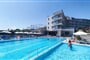 Hotel Moonlight: fotografie vybavení exteriérů a interiérů ubytování.