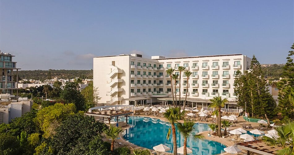 Hotel Antigoni - Kypr: fotografie vybavení exteriérů a interiérů ubytování.