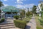 Hotel Sineva Park: fotografie vybavení exteriérů a interiérů ubytování.