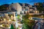 Hotel Sineva Park: fotografie vybavení exteriérů a interiérů ubytování.